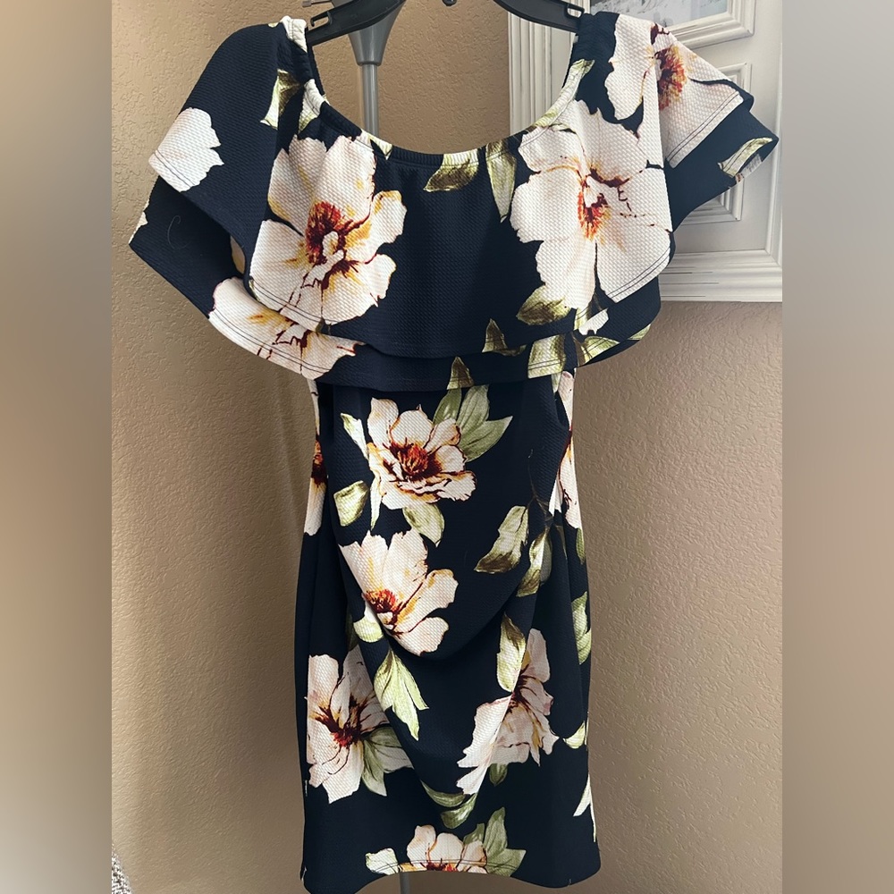 Off-shoulder Floral Maternity Dress